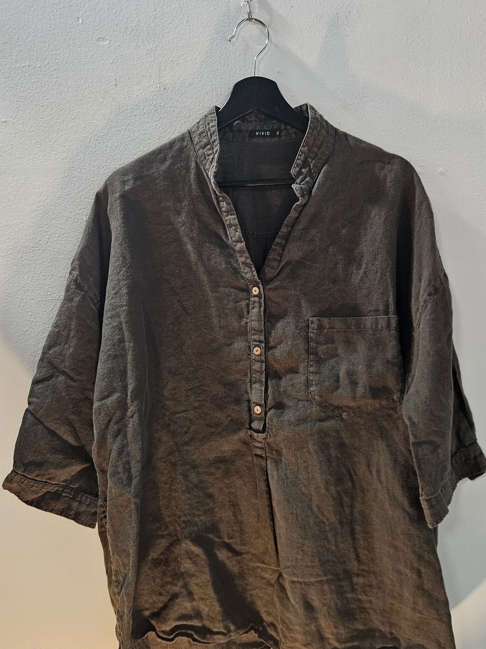 Vivid Linen Button-Front Shirt